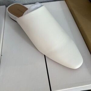 Banana Republic shoe